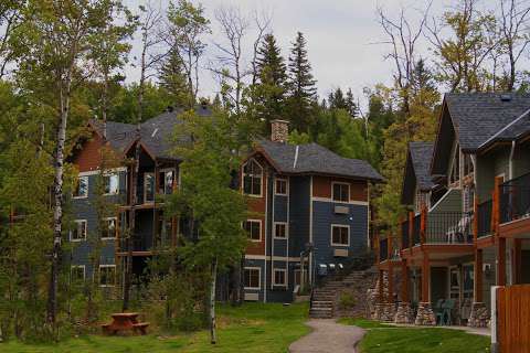 Elkwater Lake Lodge & Resort
